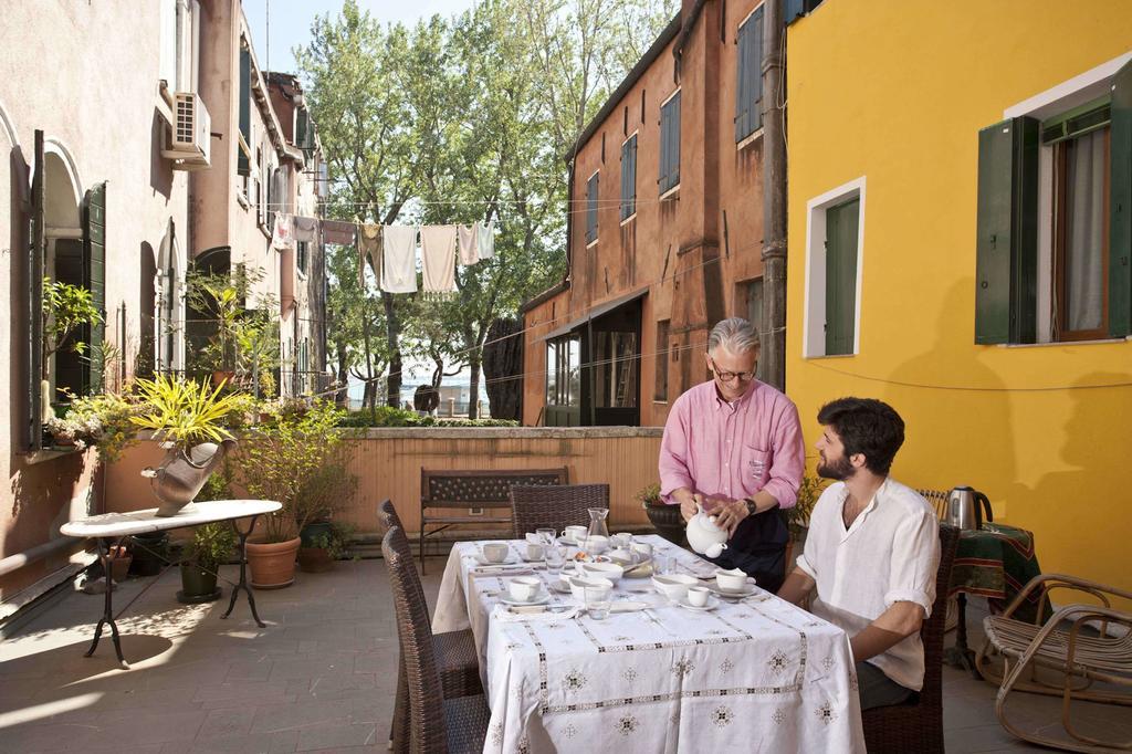 Ca Dell'Ambasciatore Venesia Bagian luar foto